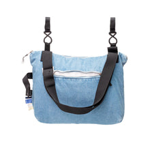 Cargar imagen en el visor de la galería, Blue Denim Stroller Bag
